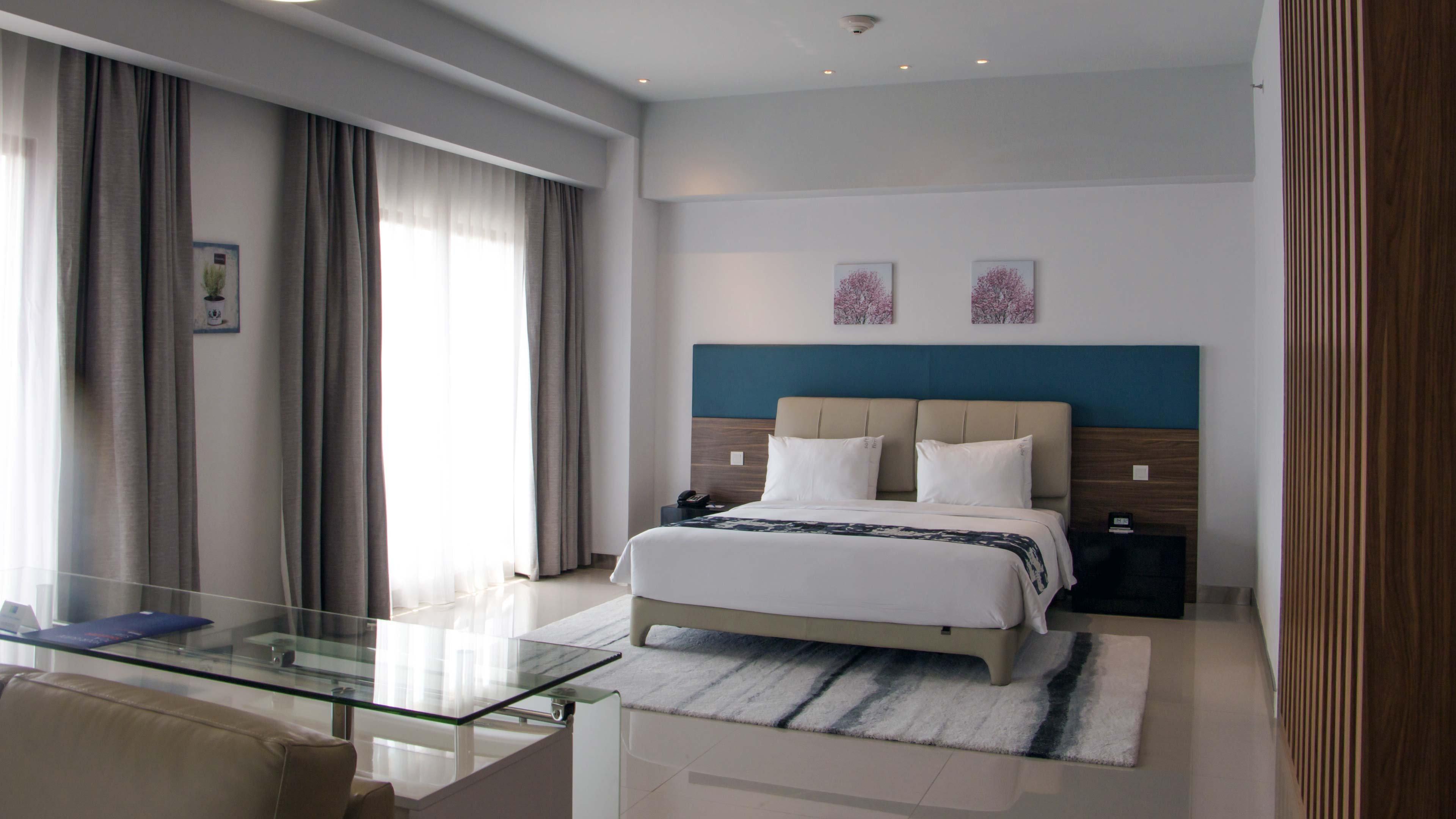 Holiday Inn Express Baruna By Ihg Kuta  Ngoại thất bức ảnh