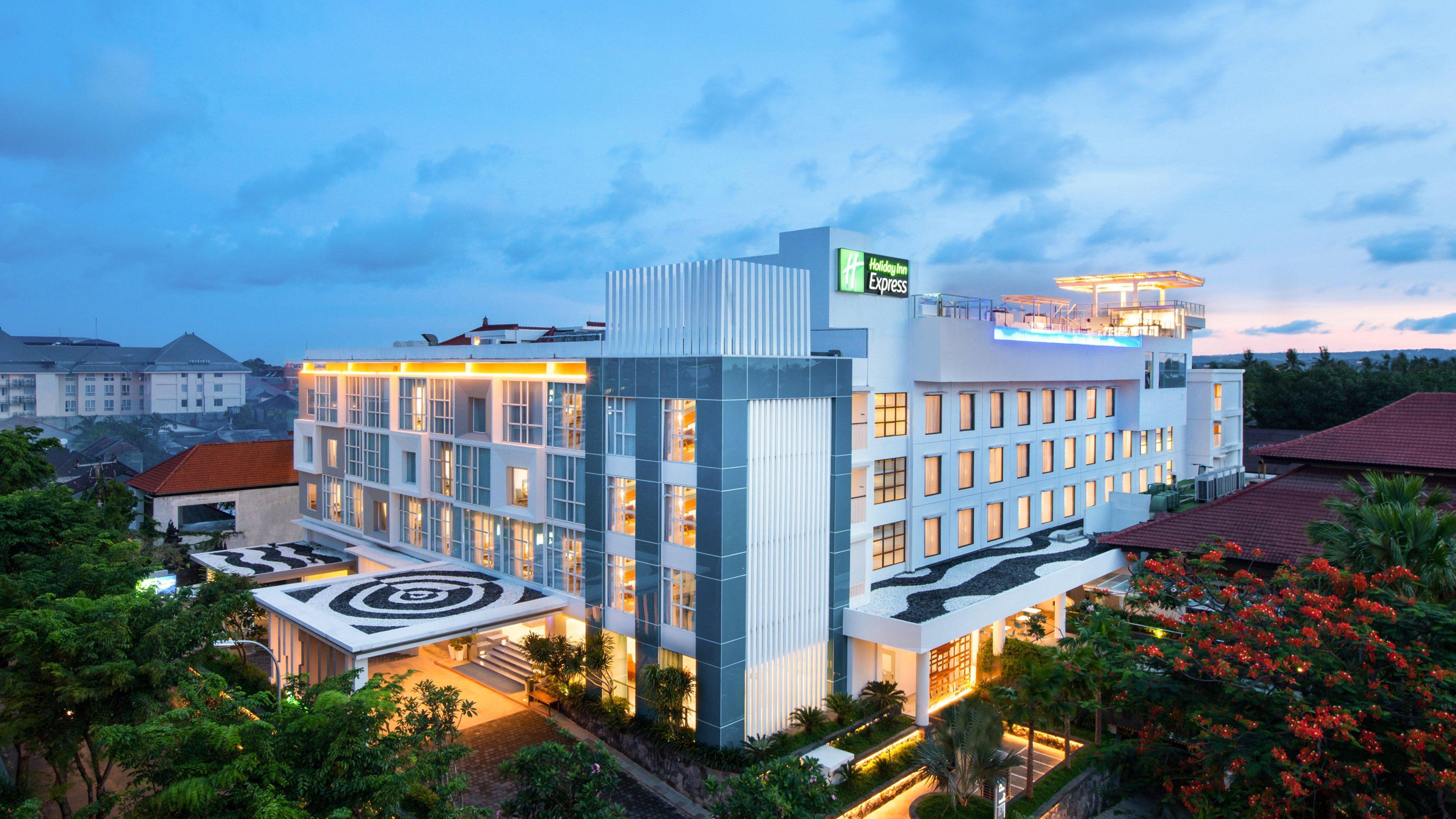 Holiday Inn Express Baruna By Ihg Kuta  Ngoại thất bức ảnh