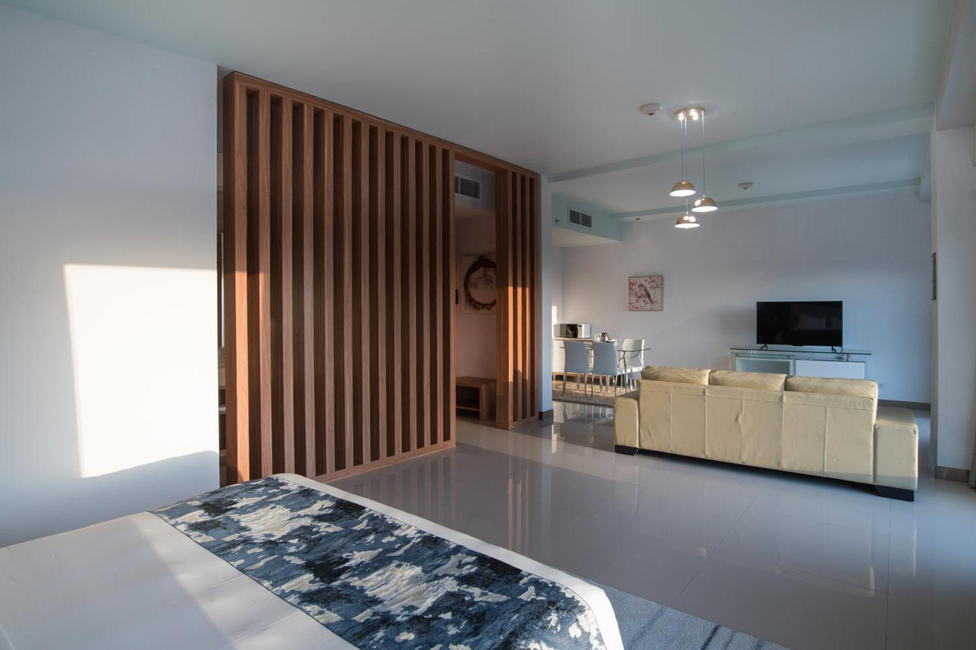 Holiday Inn Express Baruna By Ihg Kuta  Ngoại thất bức ảnh