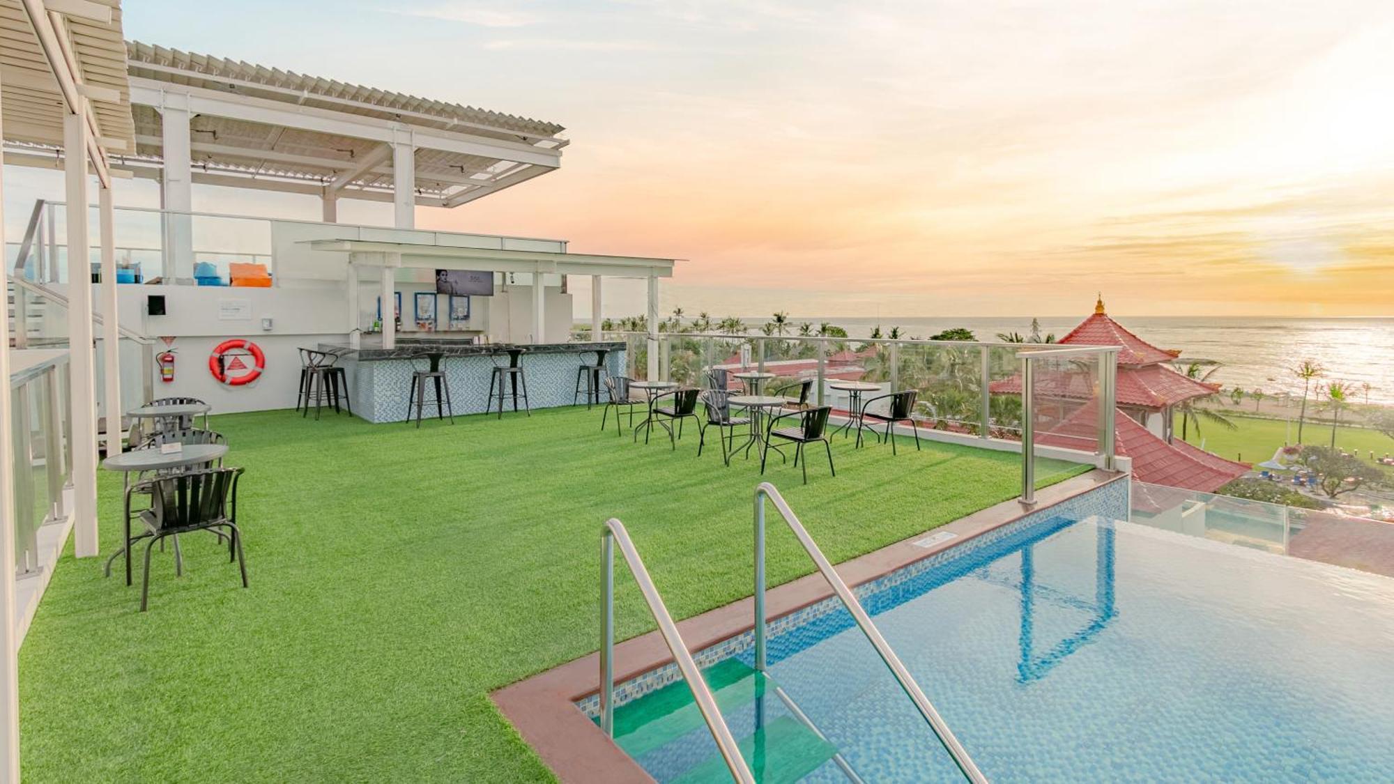 Holiday Inn Express Baruna By Ihg Kuta  Ngoại thất bức ảnh